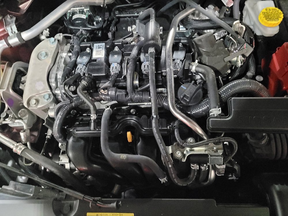 Used 2025 Nissan Sentra SV image 30