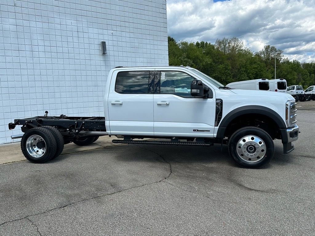 New 2026 Ford F550 4x4 Crew Cab Super Duty image 4