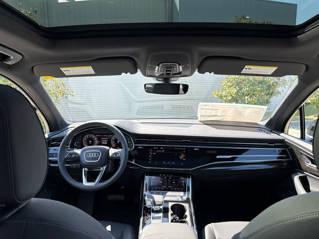New 2025 Audi Q7 3.0T Premium Plus image 28