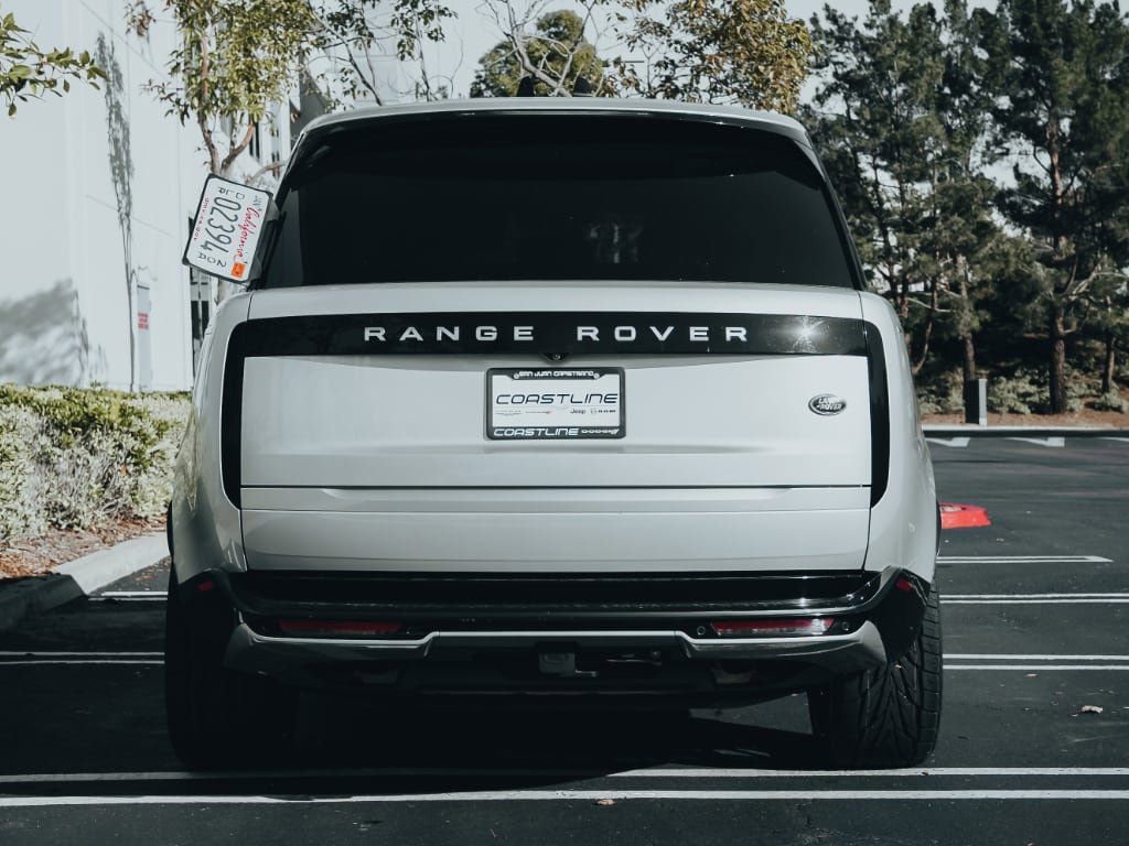 Used 2023 Land Rover Range Rover Autobiography AWD/4WD image 5