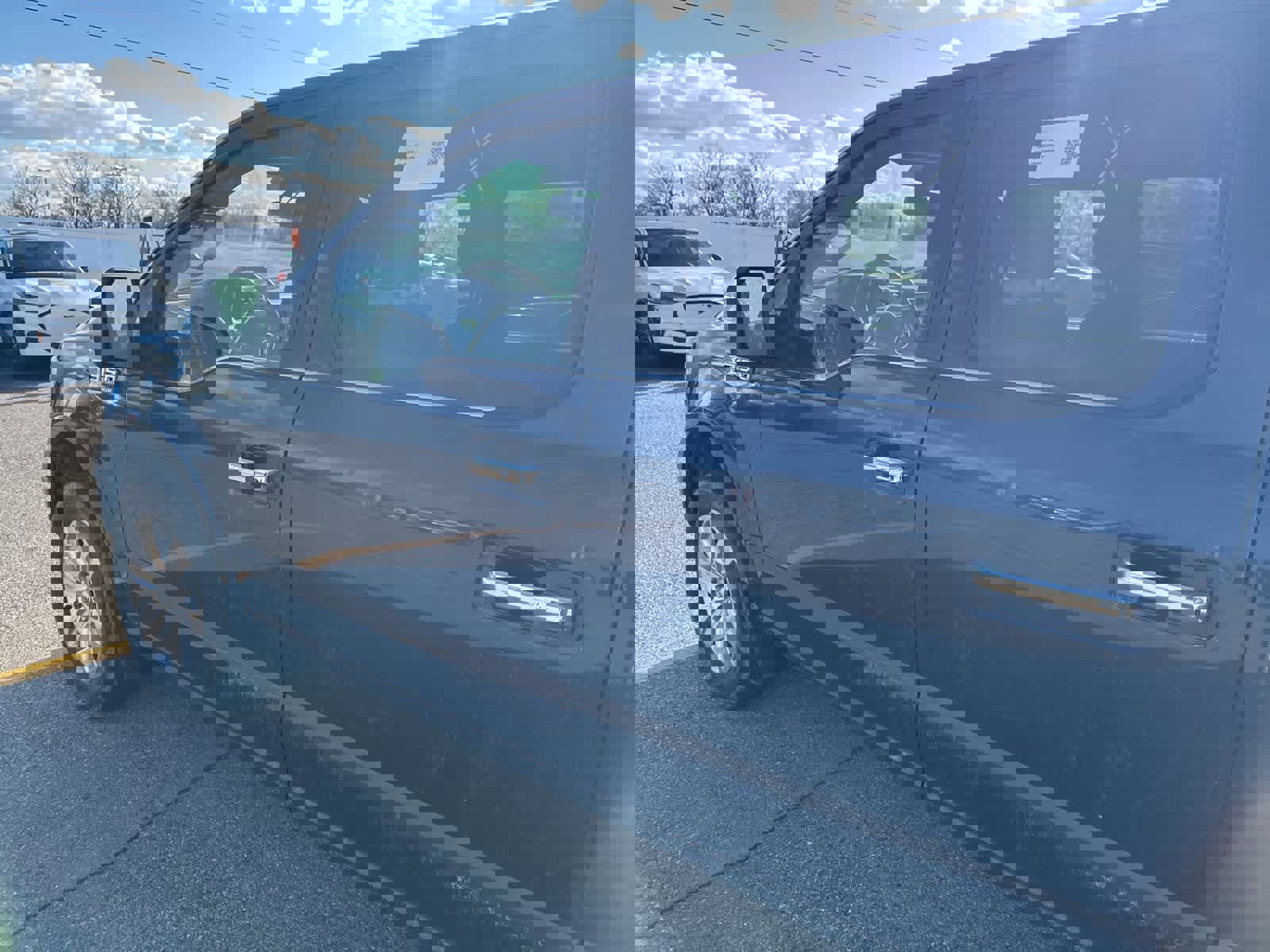 Used 2019 Ford F150 Platinum w/ Technology Package image 4