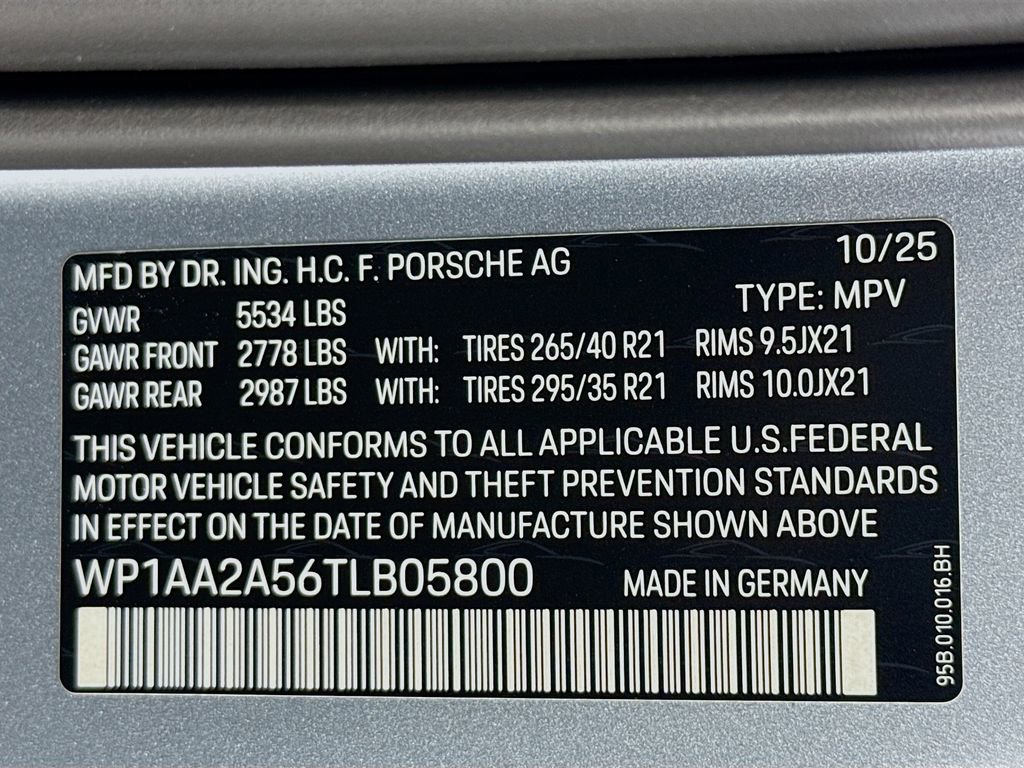 New 2026 Porsche Macan Turbo image 35