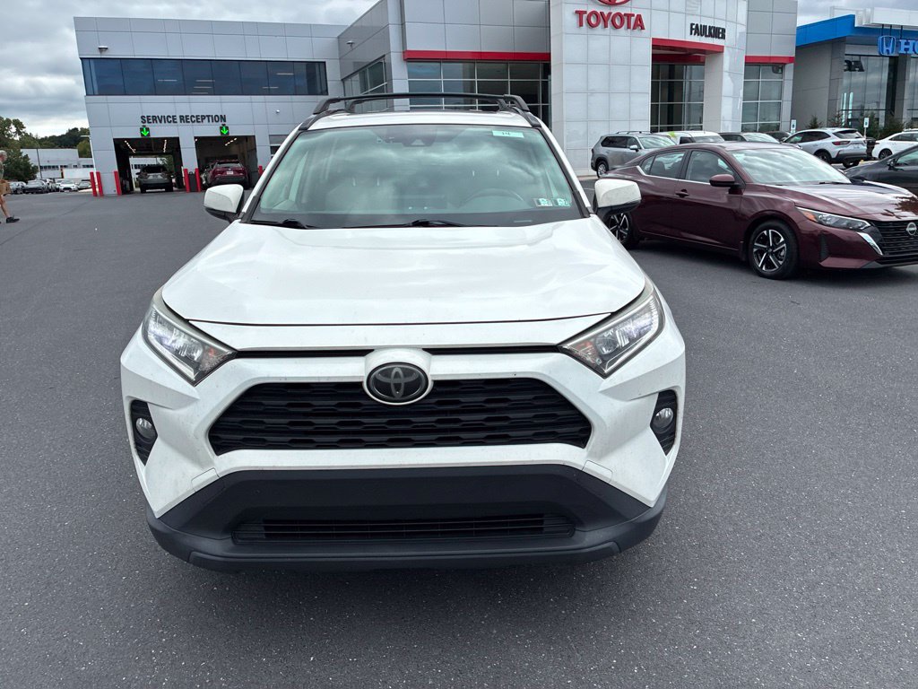 Used 2019 Toyota RAV4 XLE Premium w/ Cold Weather Package AWD/4WD image 20