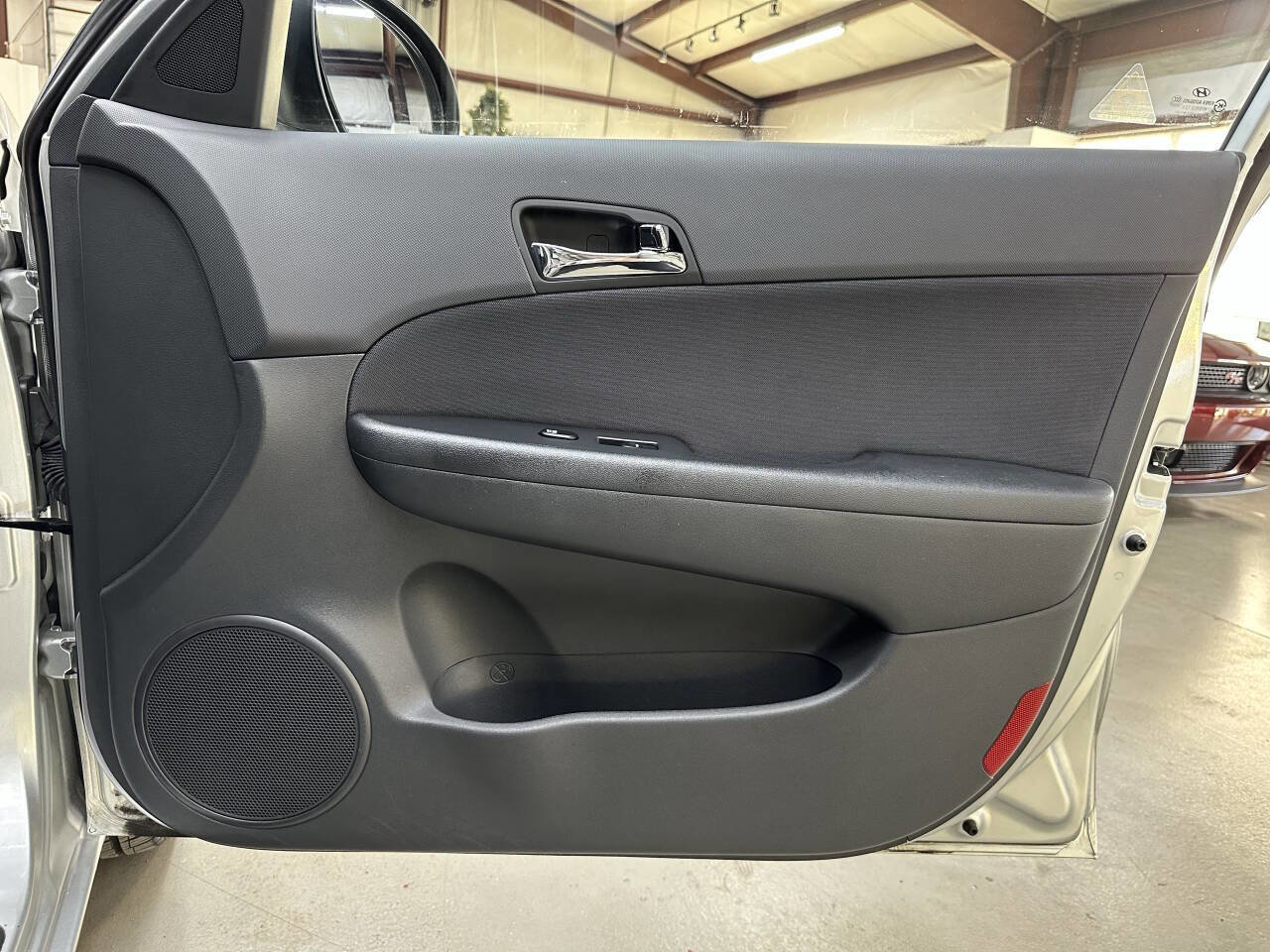 Used 2009 Hyundai Elantra image 16