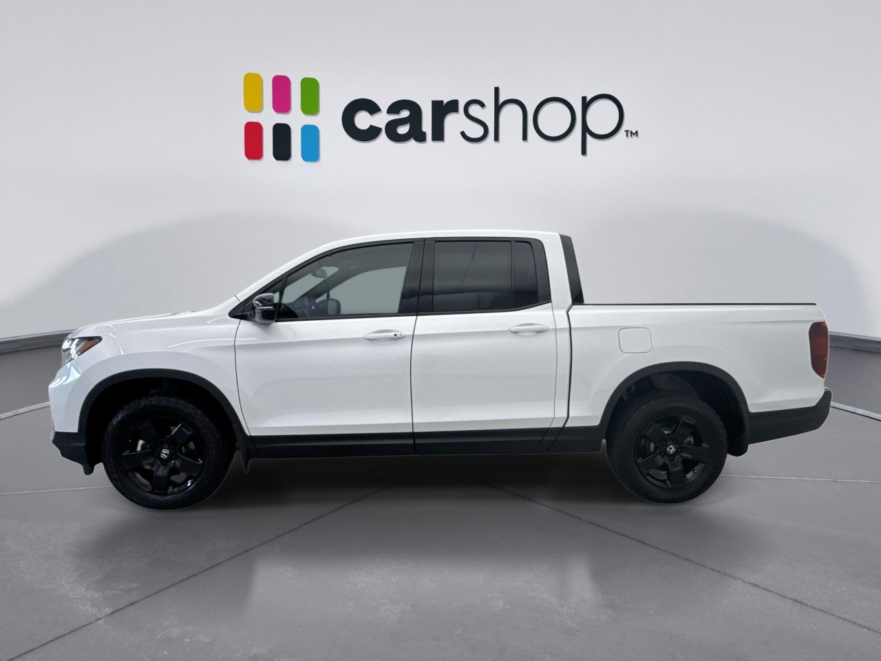 Used 2025 Honda Ridgeline Black Edition image 2