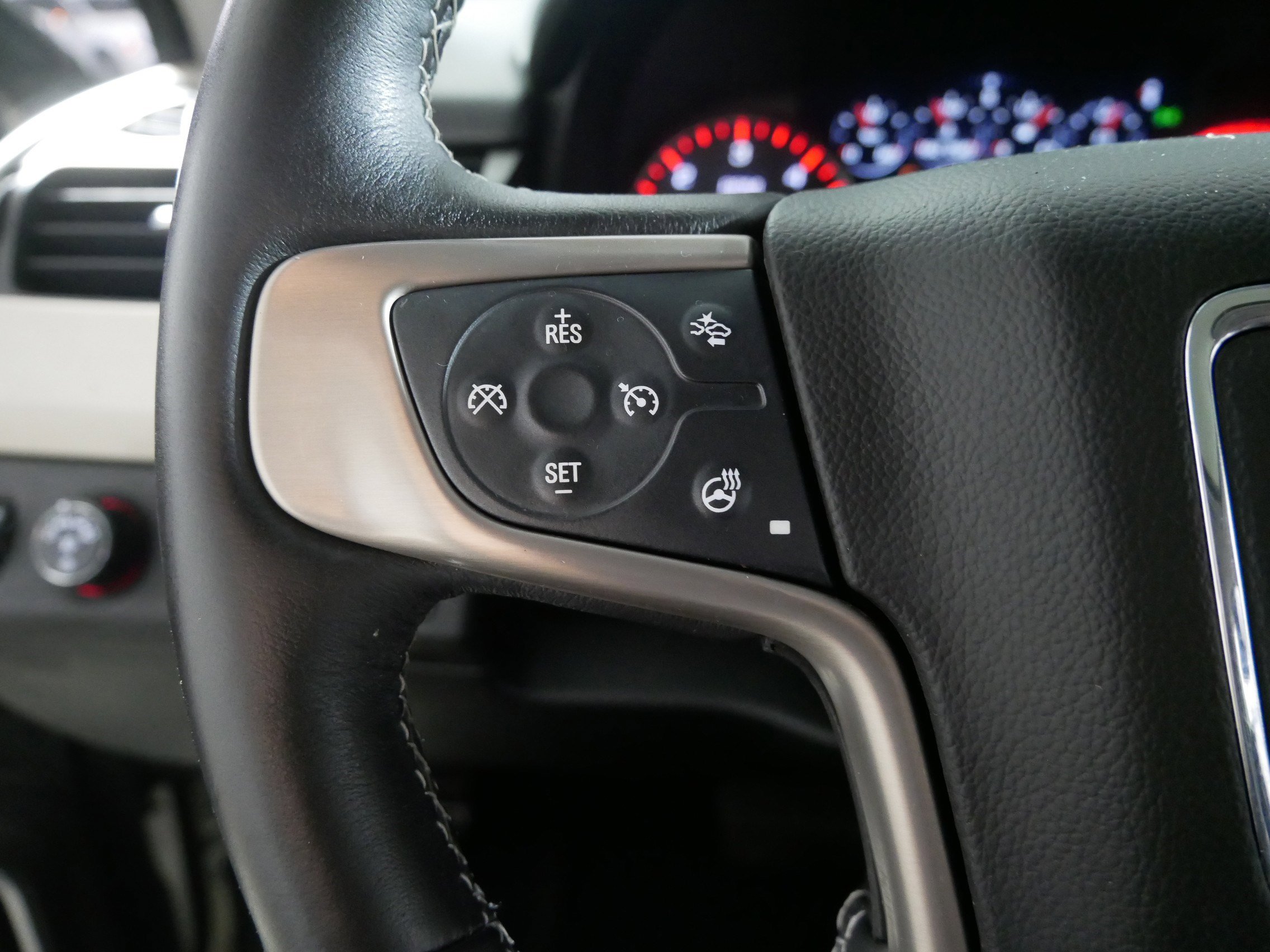 Used 2015 GMC Yukon Denali w/ Open Road Package image 27