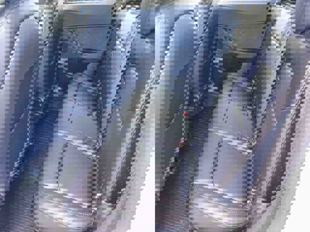 Used 2025 Tesla Model Y Performance image 16