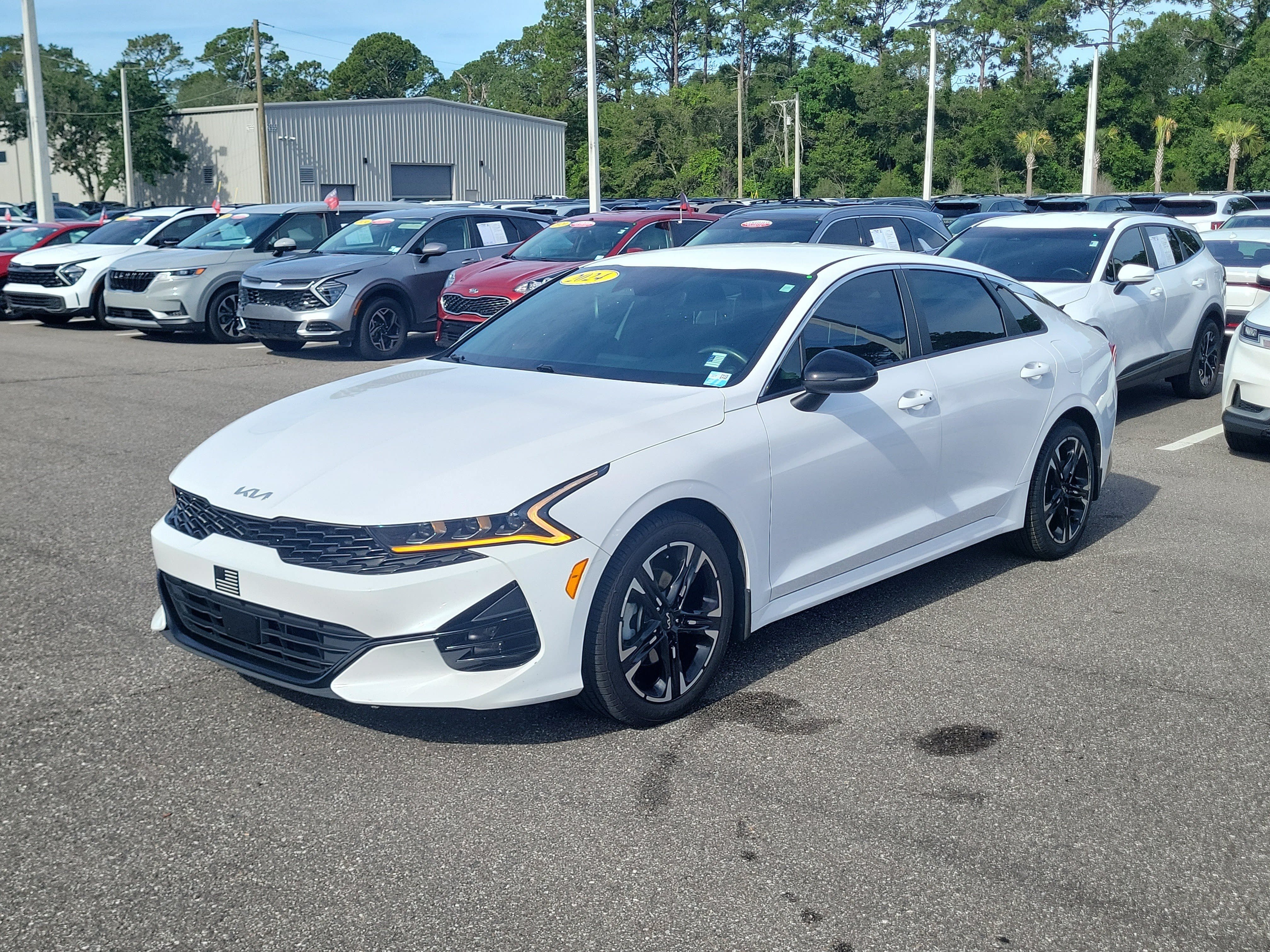 Used 2024 Kia K5 GT-Line w/ GT-Line Premium Package FWD image 3