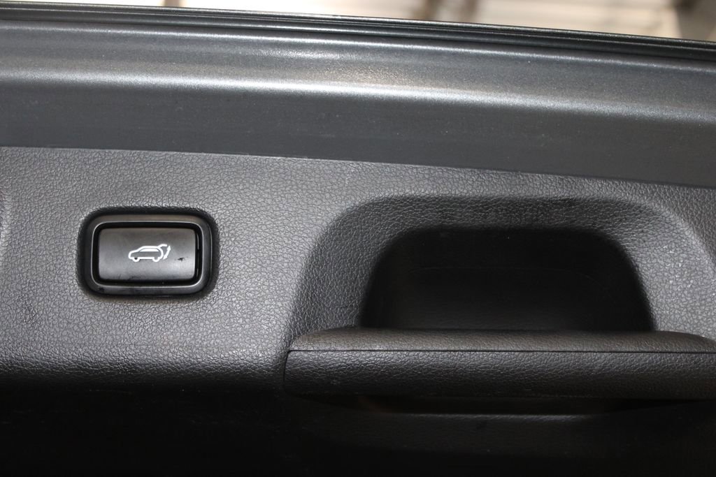 Used 2022 Hyundai Palisade SEL w/ Premium Package FWD image 47