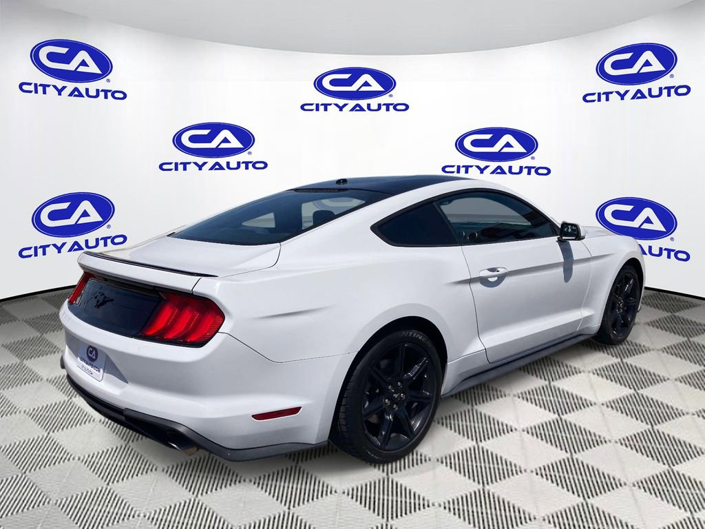 Used 2020 Ford Mustang Coupe w/ Black Accent Package RWD image 3
