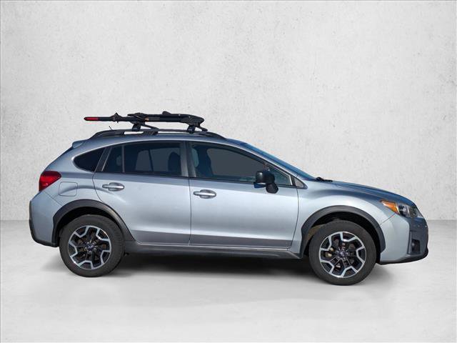 Used 2016 Subaru Crosstrek 2.0i AWD/4WD image 4