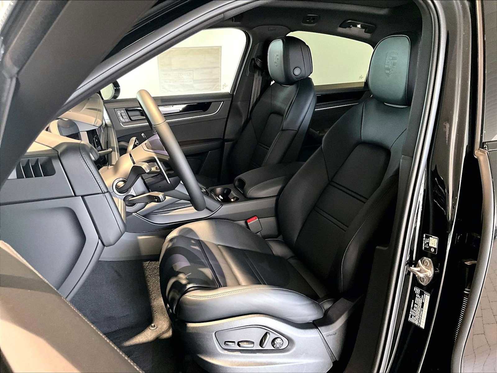 New 2026 Porsche Cayenne S AWD/4WD image 5