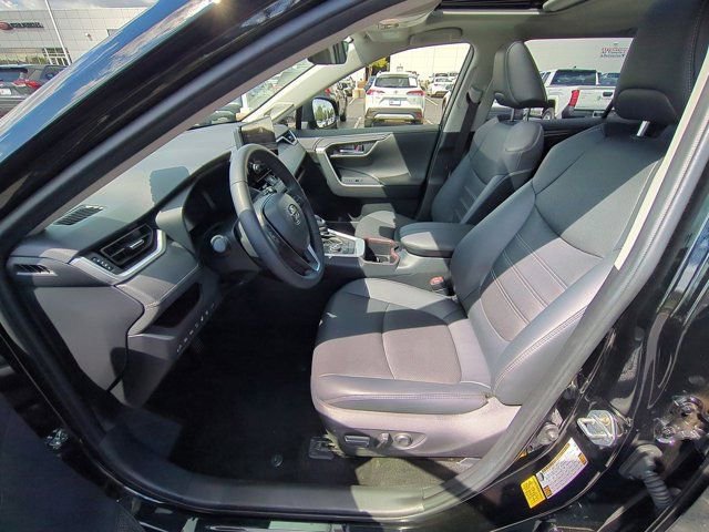 Certified 2025 Toyota RAV4 Limited AWD/4WD image 8