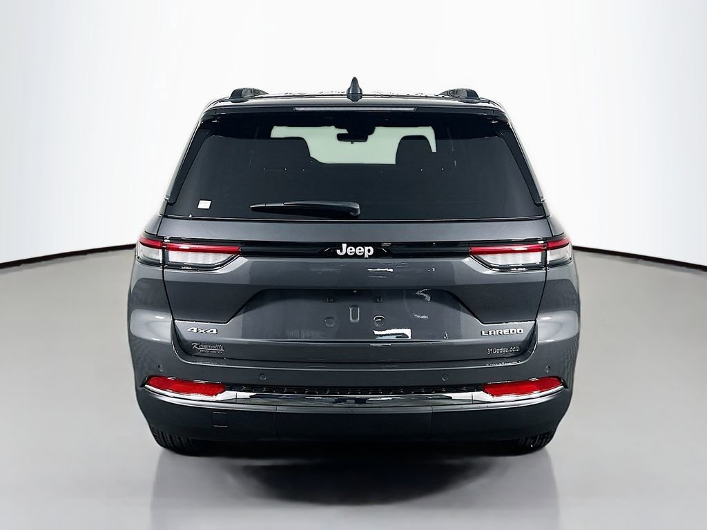 New 2025 Jeep Grand Cherokee Laredo X w/ Luxury Tech Group I AWD/4WD image 6