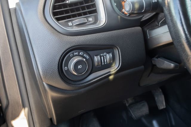 Used 2018 Jeep Renegade Limited w/ Trailer Tow Group AWD/4WD image 17