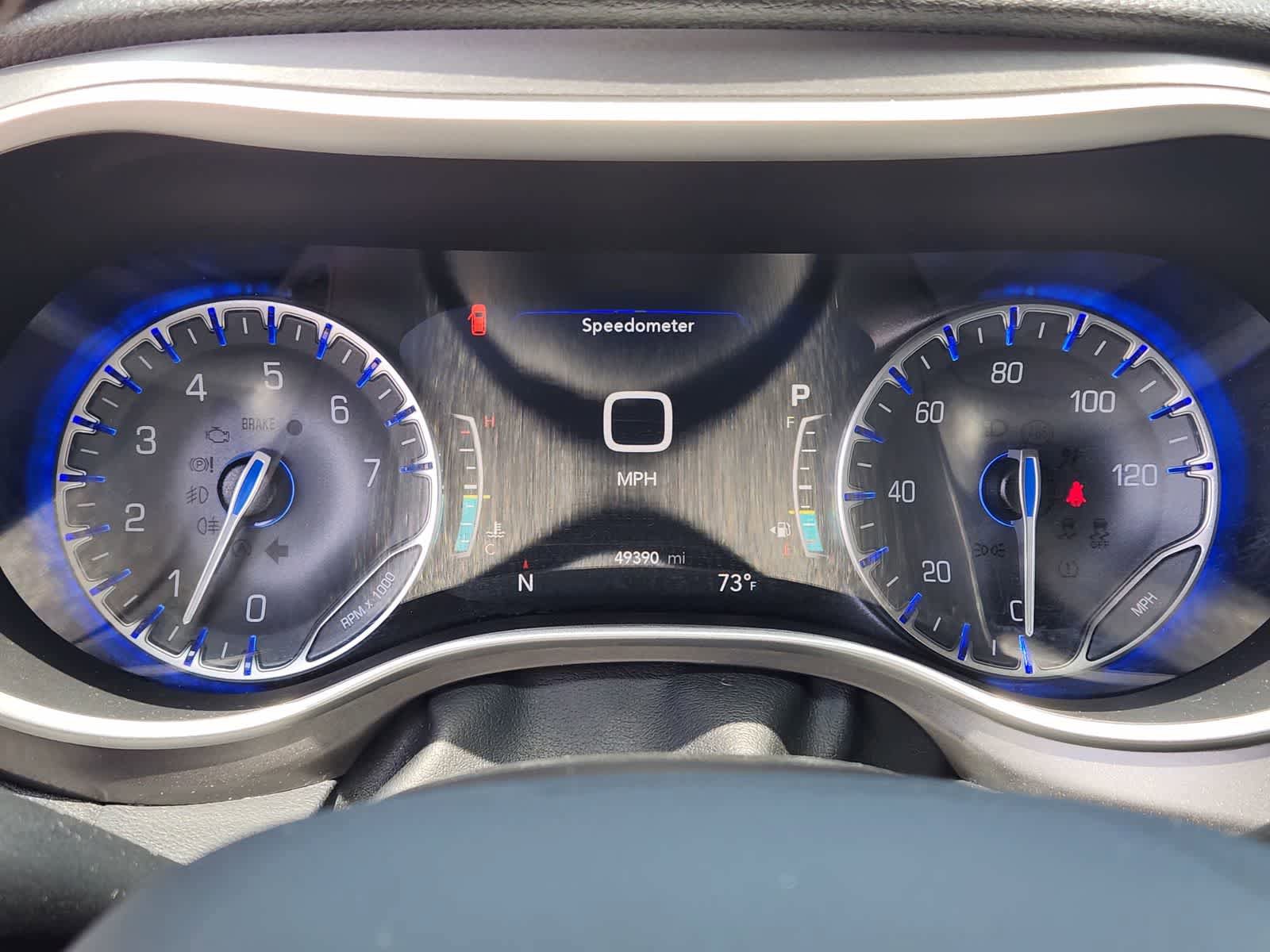 Used 2022 Chrysler Pacifica Touring-L FWD image 14