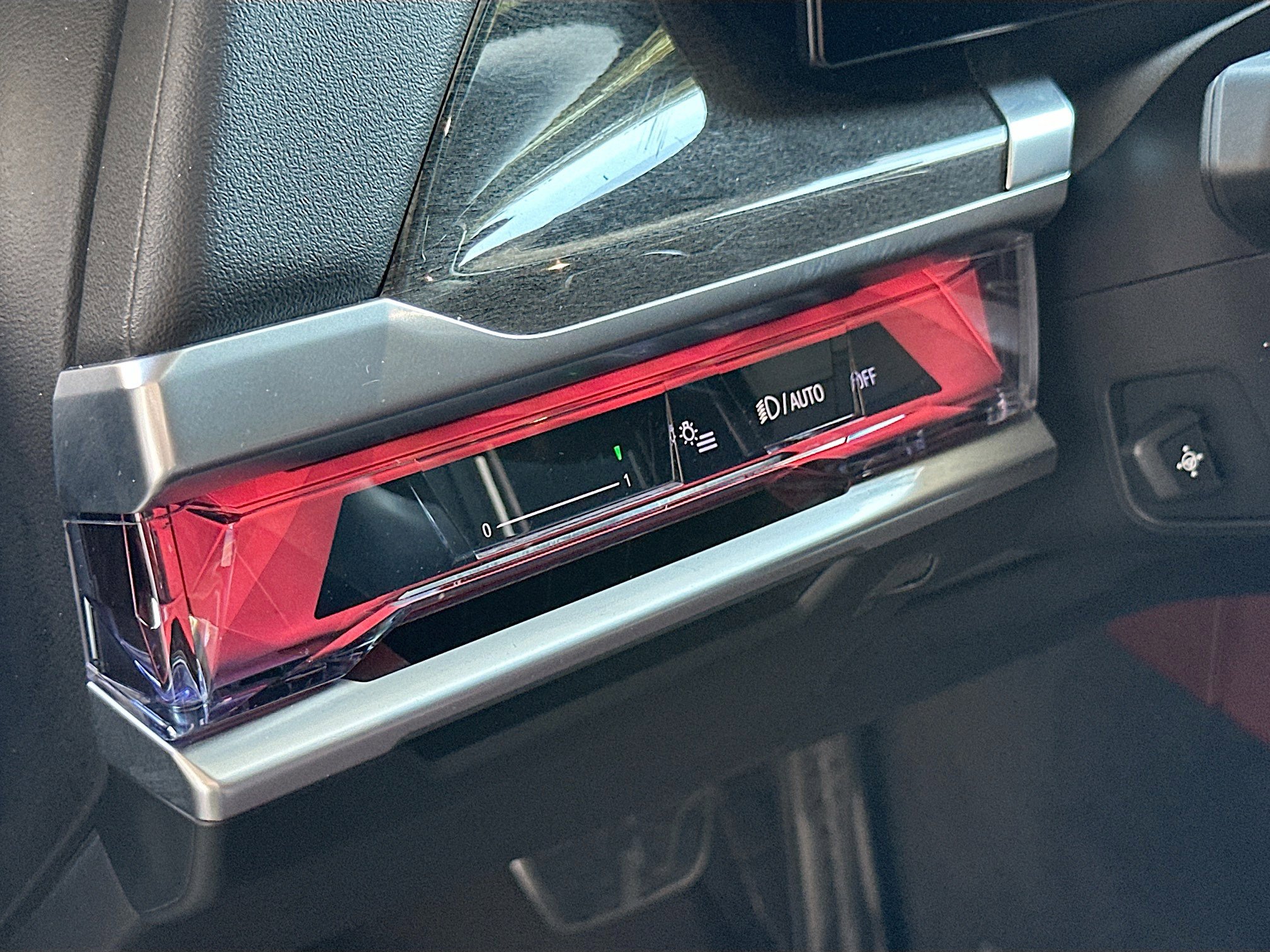 Certified 2024 BMW 760i xDrive w/ Premium Package 2 image 10