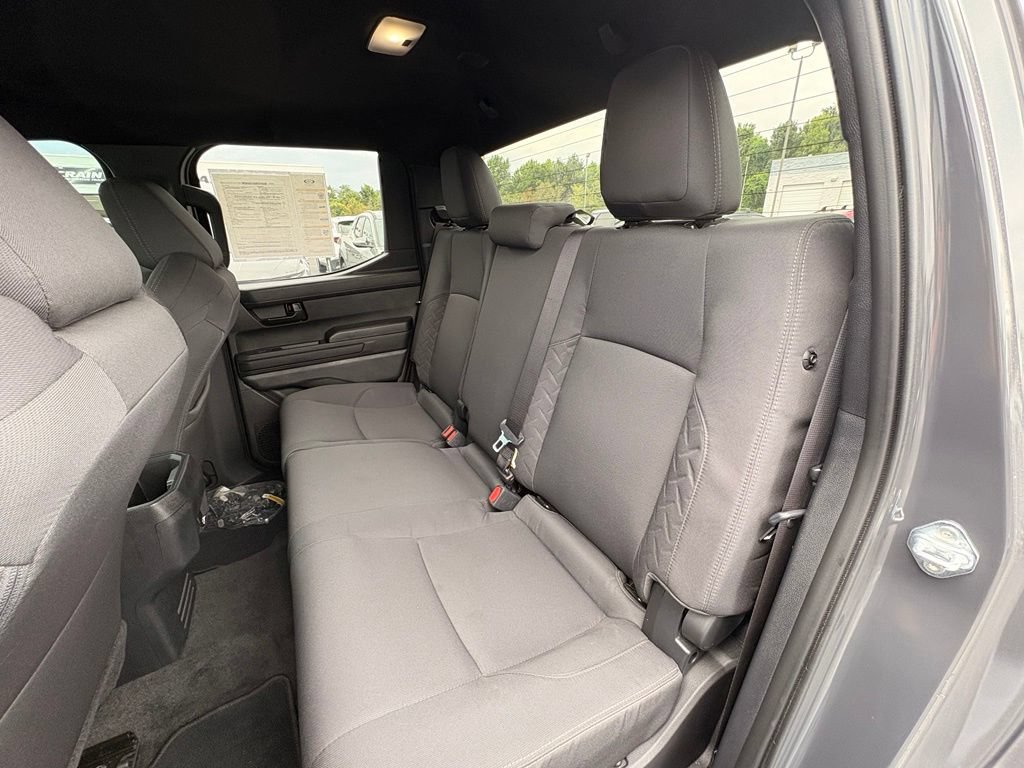Used 2025 Toyota Tacoma SR5 AWD/4WD image 26