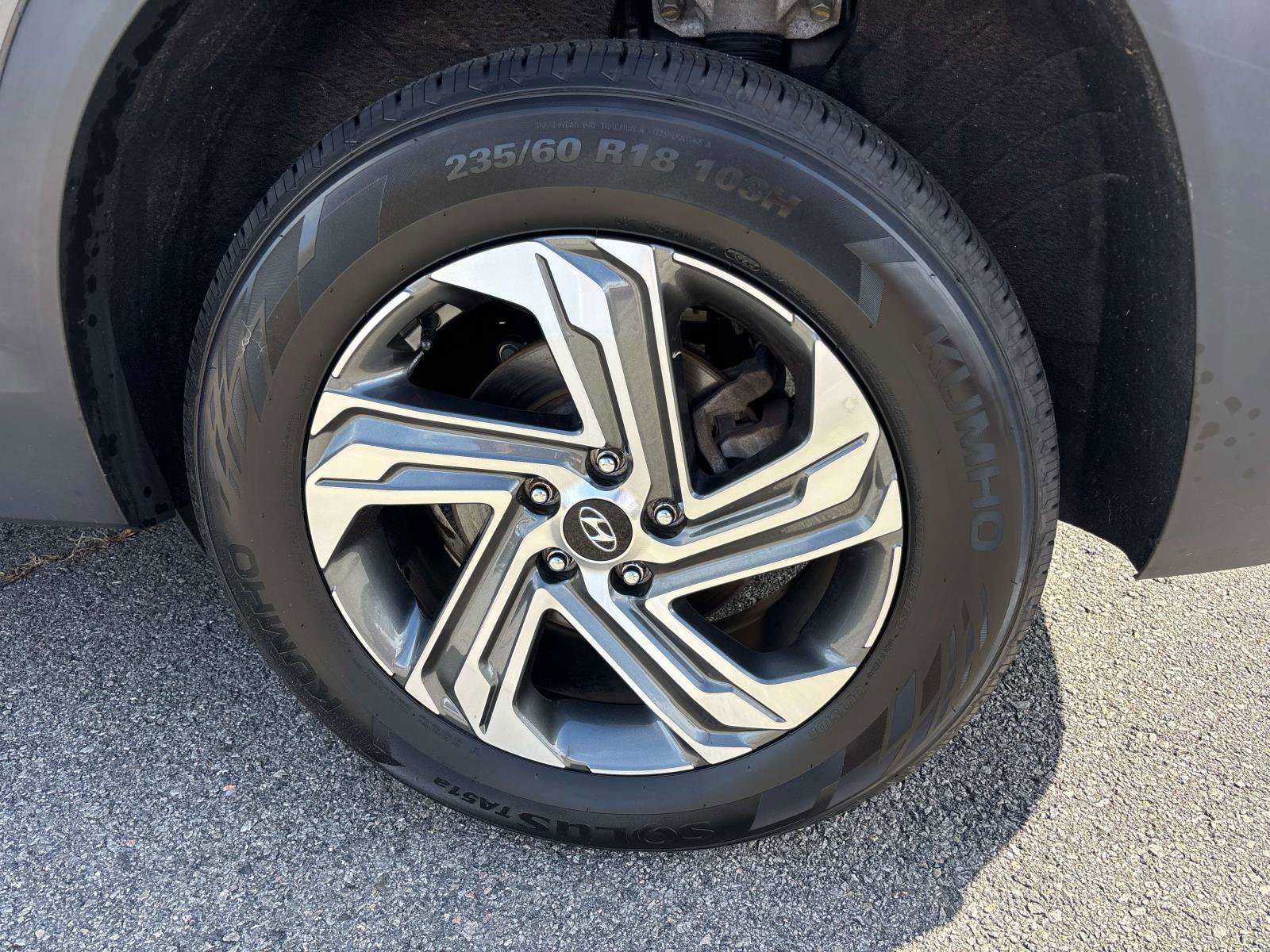 Used 2023 Hyundai Santa Fe SEL w/ Cargo Package image 8