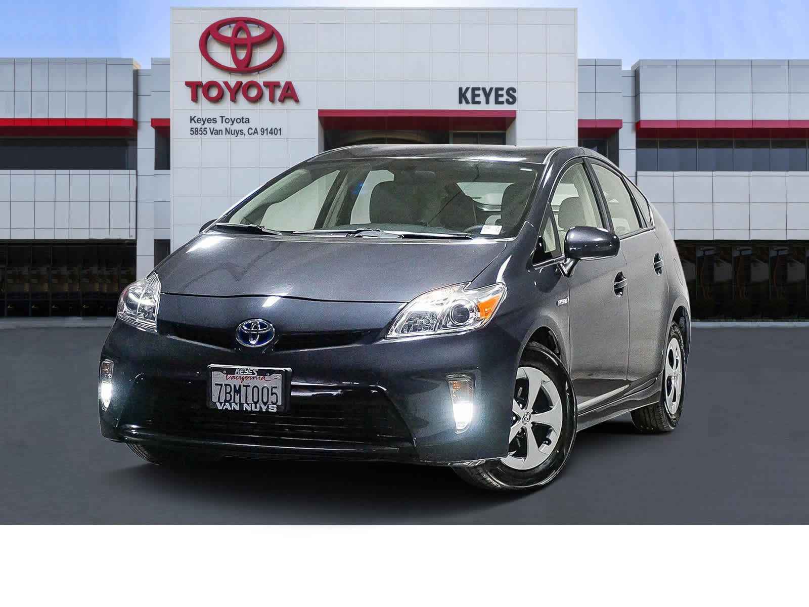 Used 2013 Toyota Prius Three image 1