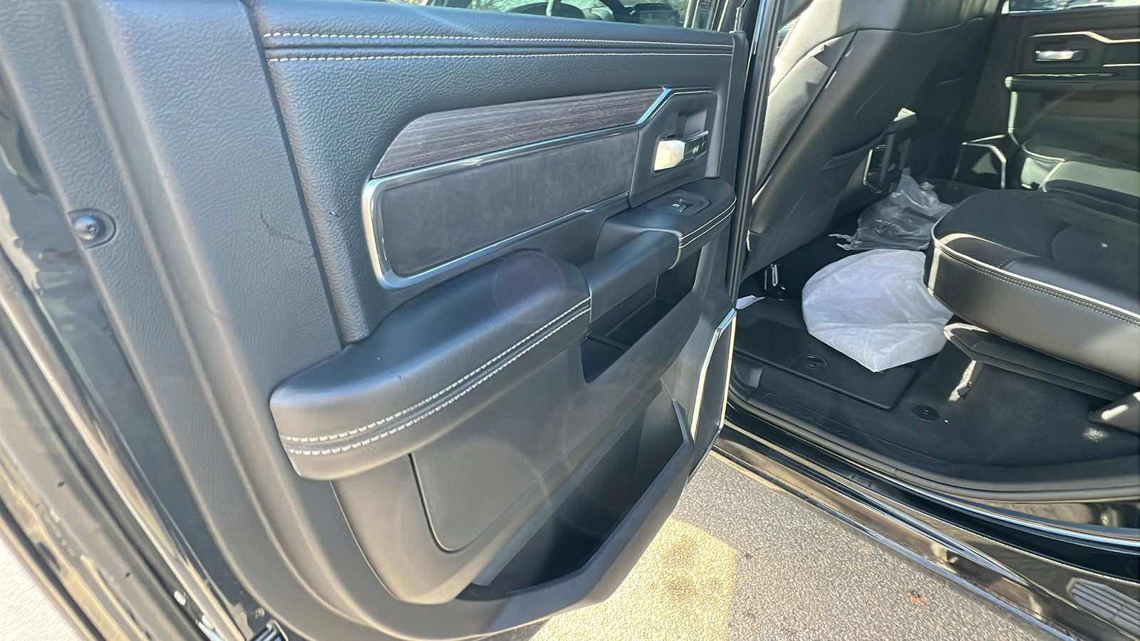 New 2026 RAM 2500 Limited image 19