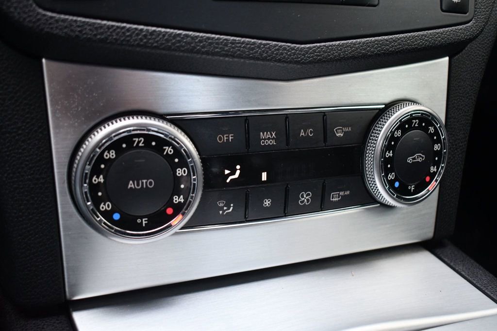 Used 2009 Mercedes-Benz C 63 AMG Sedan image 33