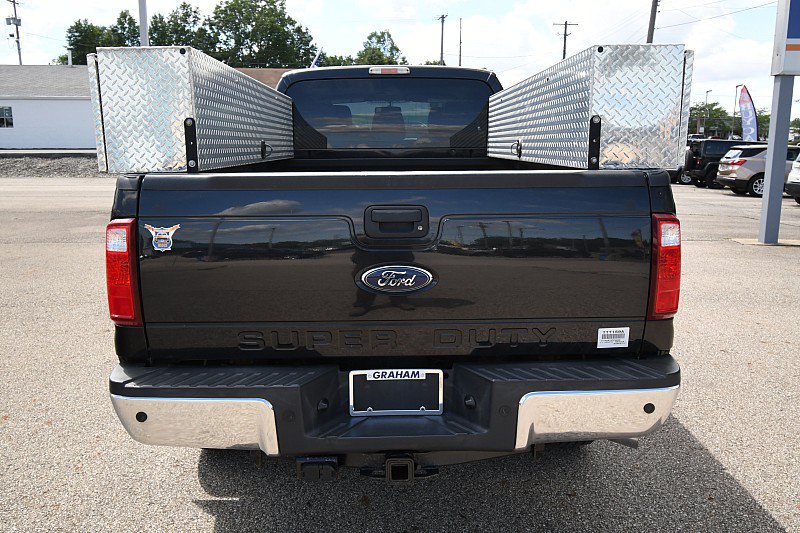 Used 2015 Ford F250 XLT w/ XLT Premium Package AWD/4WD image 6