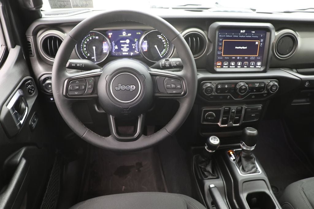 Used 2023 Jeep Wrangler Unlimited w/ Cold Weather Group image 14