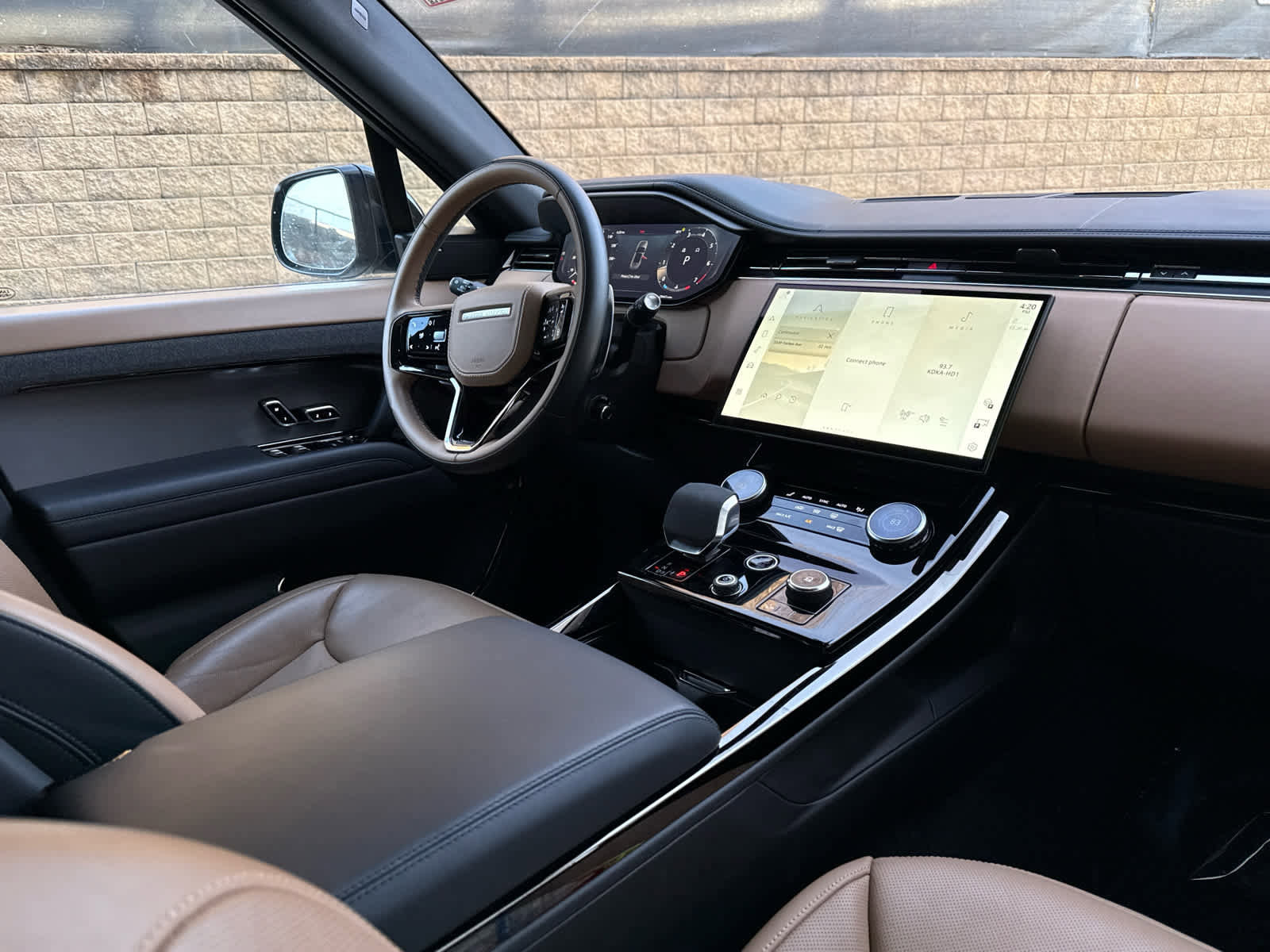 Certified 2023 Land Rover Range Rover Sport SE Dynamic image 12