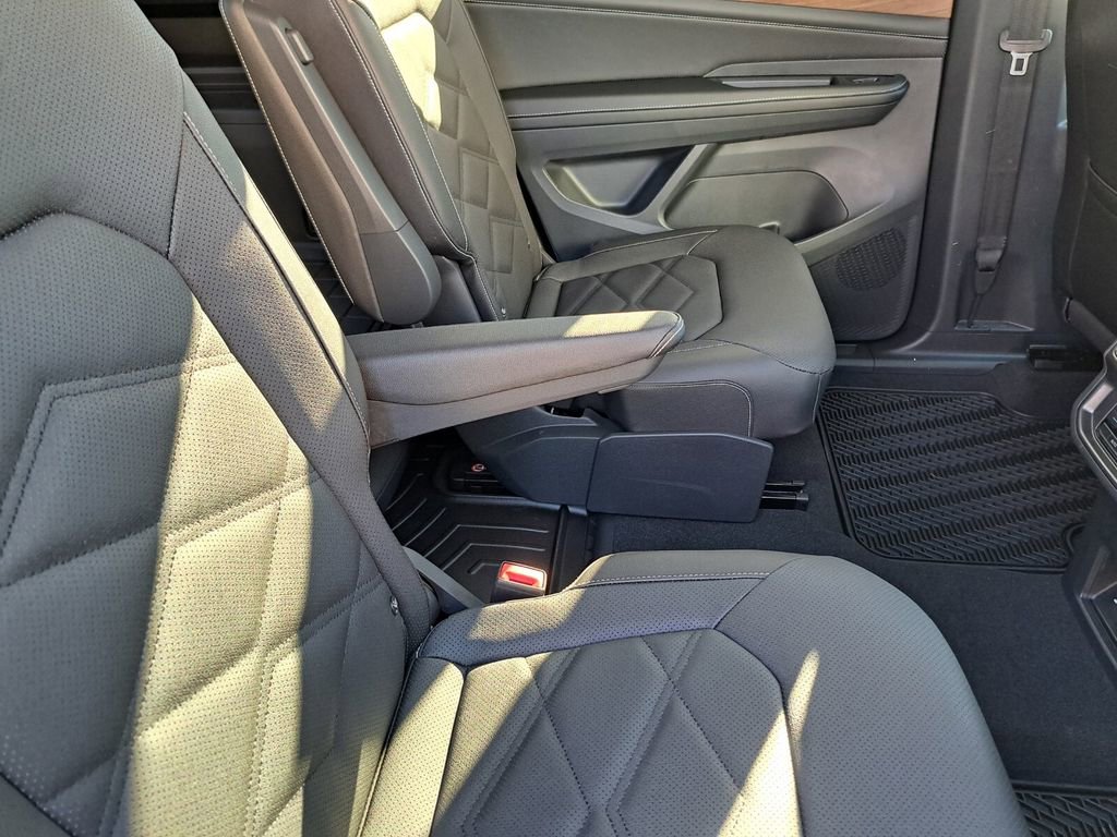 New 2026 Volkswagen Atlas SE image 21