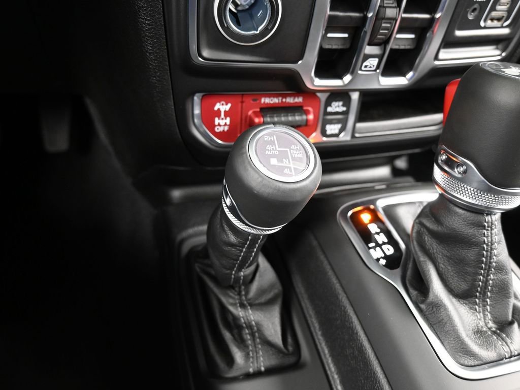 Used 2025 Jeep Wrangler Unlimited Rubicon image 20