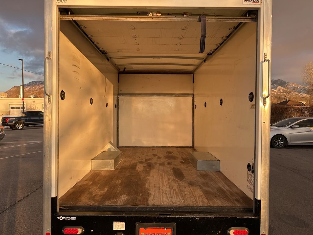 Used 2020 GMC Savana 3500 w/ Power Convenience Package RWD image 22