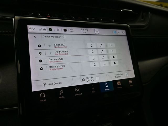 Used 2023 Jeep Grand Cherokee Limited w/ Black Appearance Package image 25