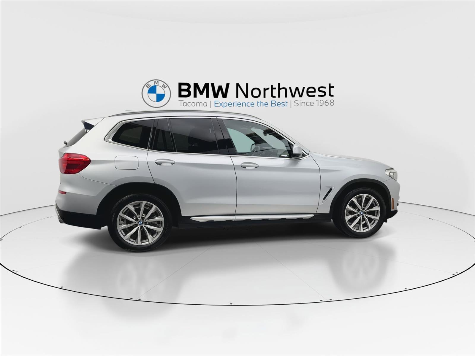 Used 2019 BMW X3 xDrive30i w/ Driving Assistance Package image 4