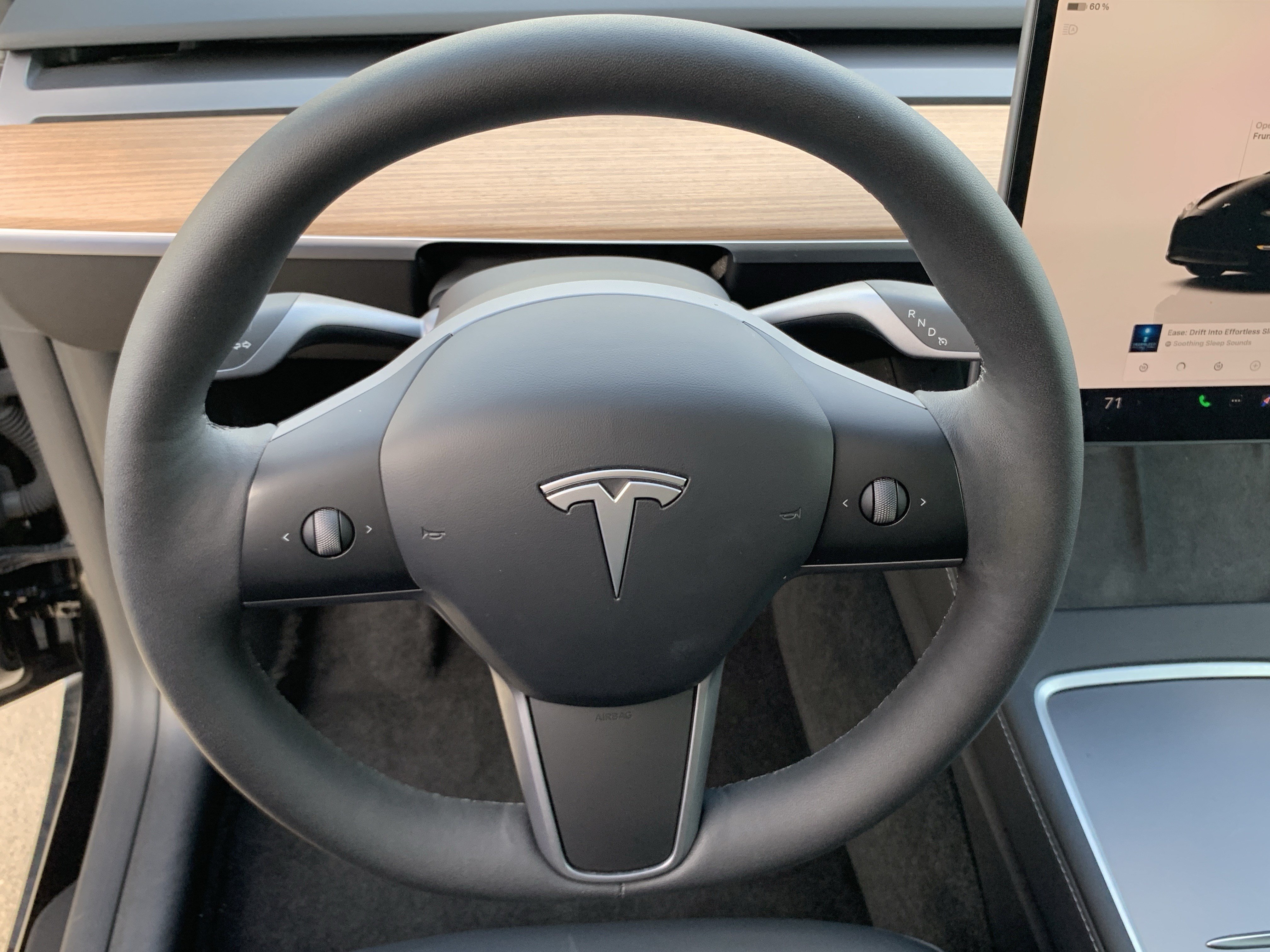 Used 2025 Tesla Model Y Long Range RWD image 18