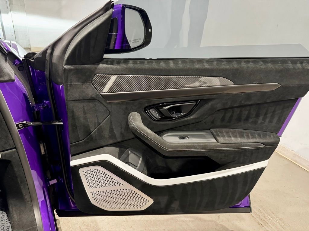 Used 2024 Lamborghini Urus Performante image 73