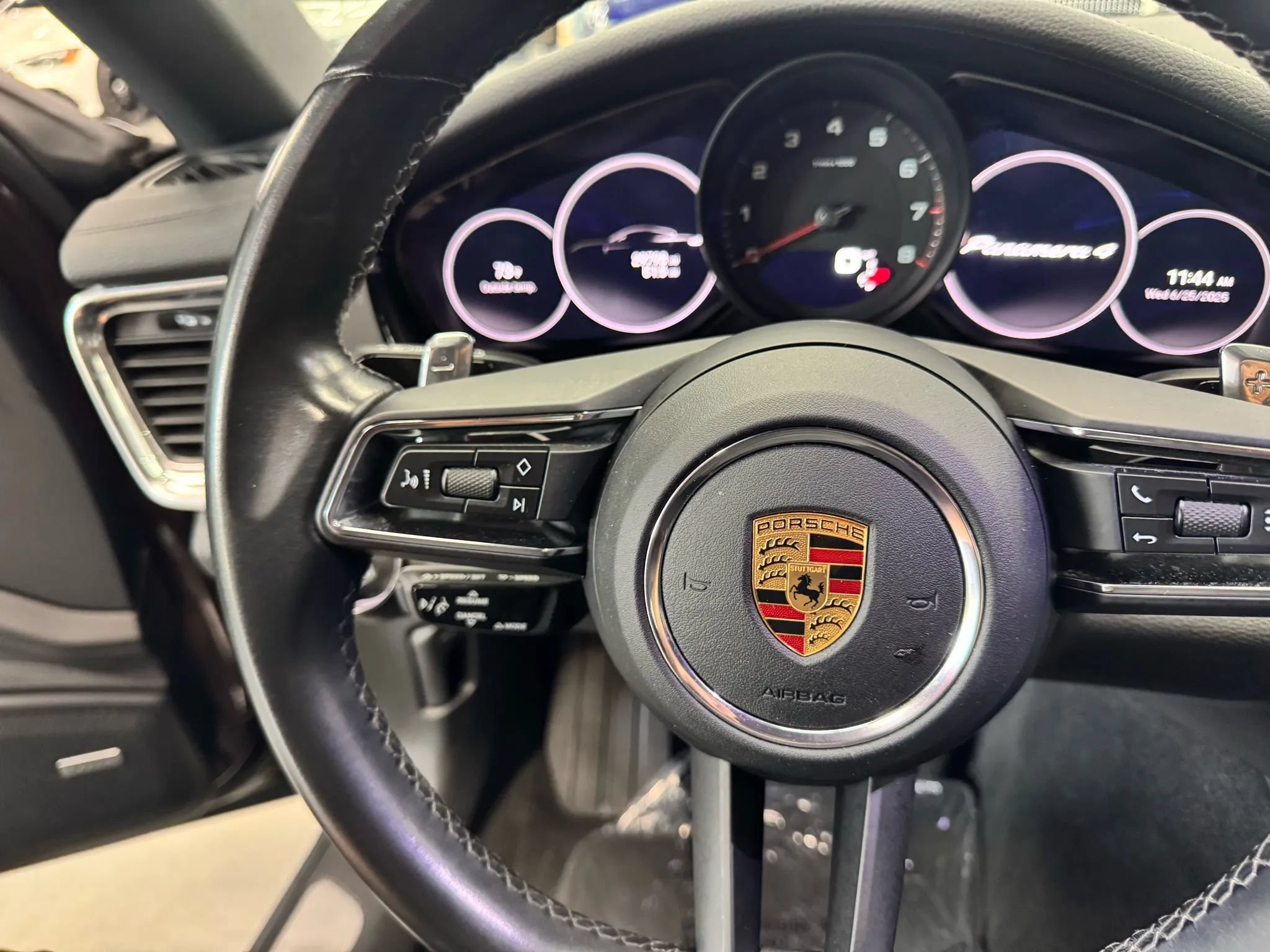 Used 2022 Porsche Panamera 4 AWD/4WD image 20