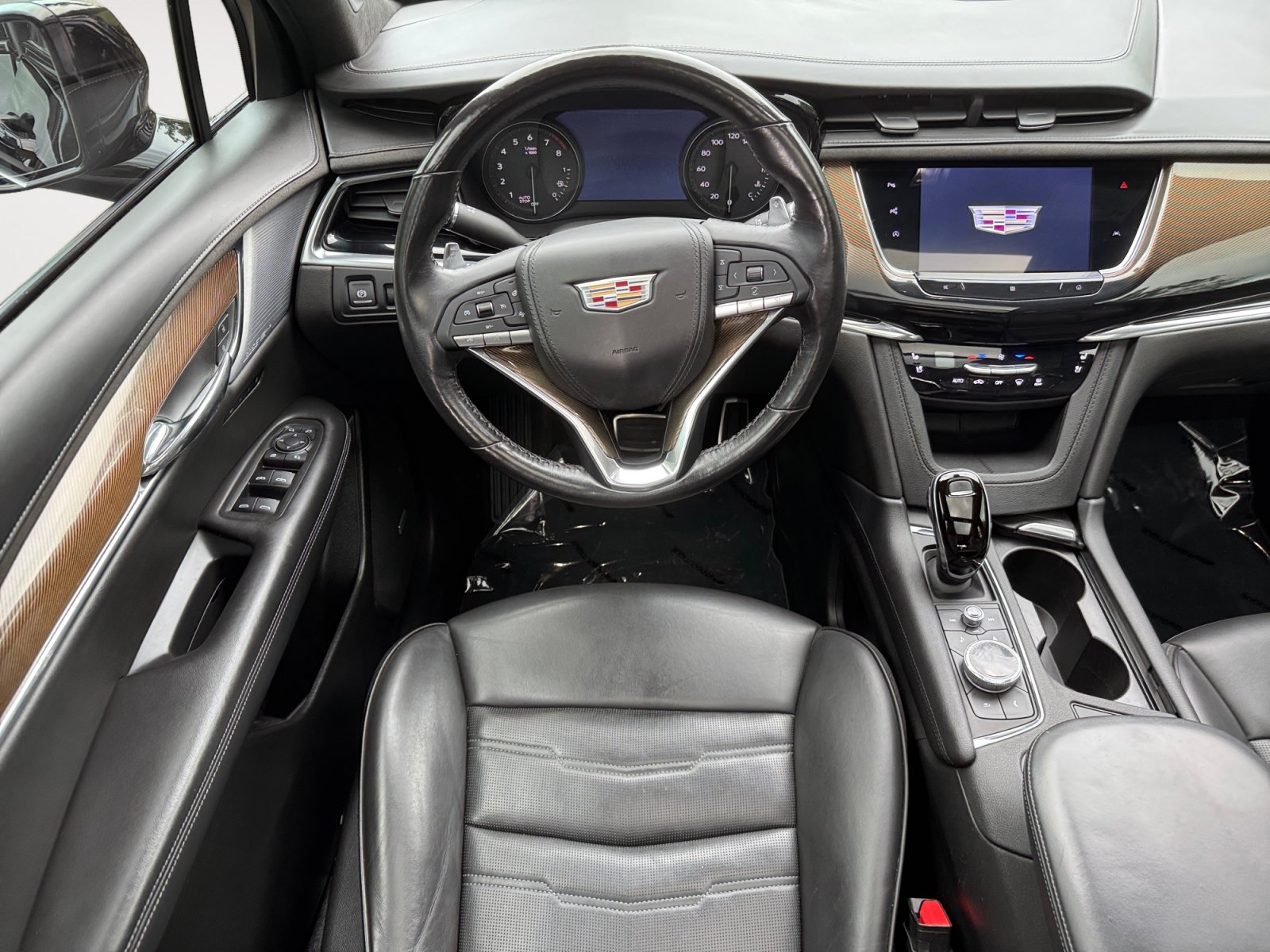 Used 2021 Cadillac XT6 Sport w/ Platinum Package AWD/4WD image 9