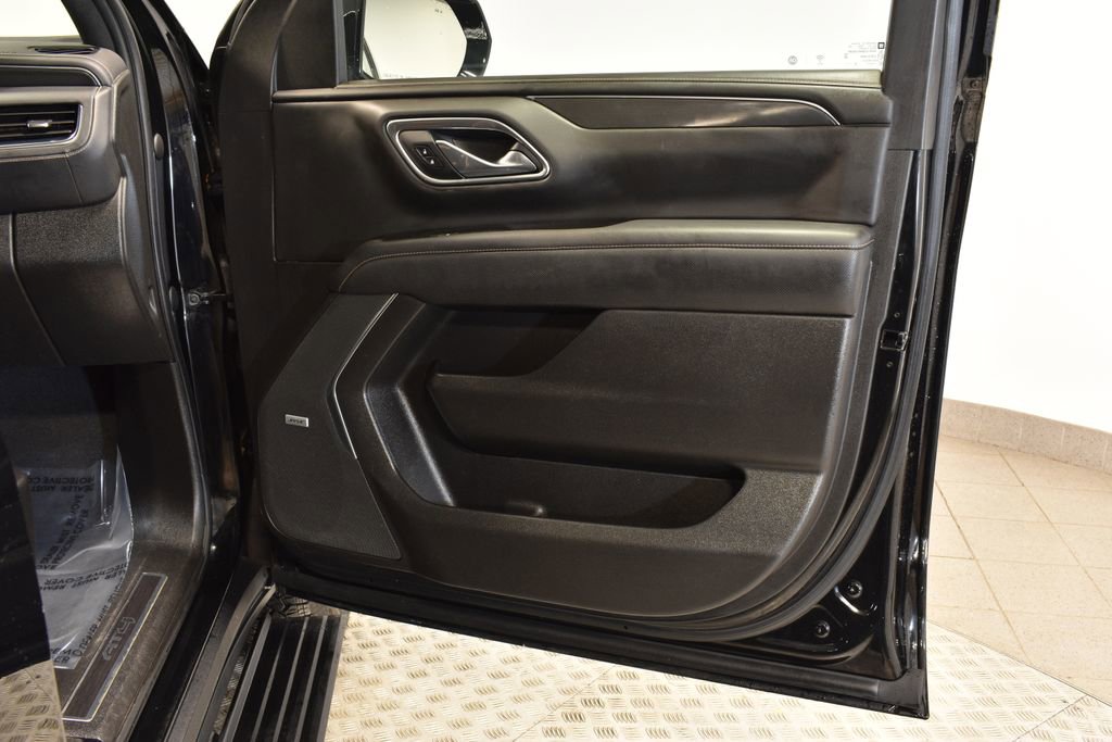 Used 2021 GMC Yukon XL AT4 w/ AT4 Premium Plus Package image 35