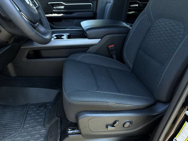 Used 2025 RAM 1500 Big Horn AWD/4WD image 24