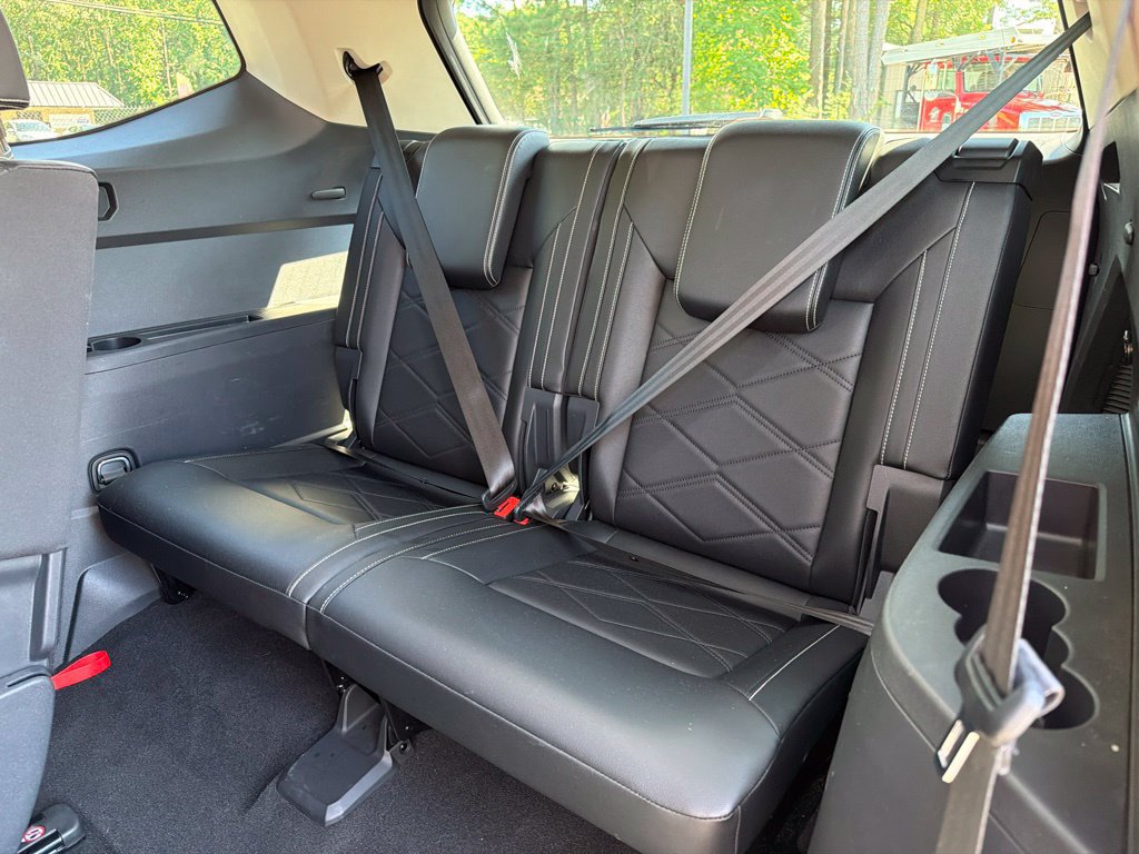 Used 2025 Volkswagen Atlas SE FWD image 20