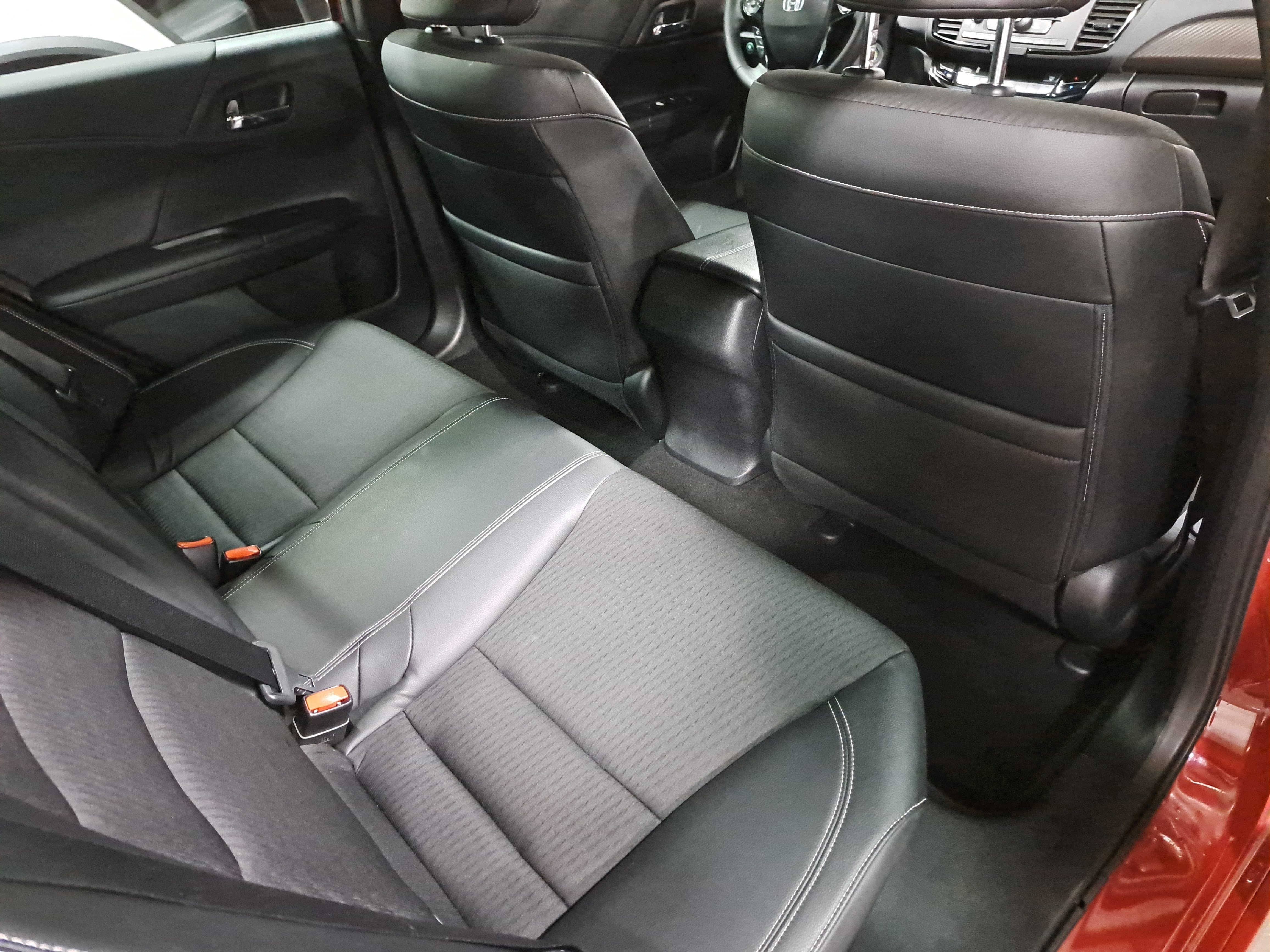 Used 2017 Honda Accord Sport image 11