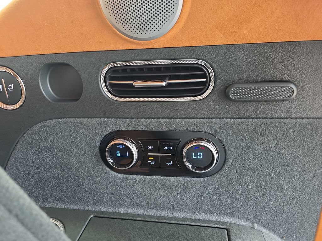 New 2026 Genesis GV80 3.5T Prestige AWD/4WD image 32