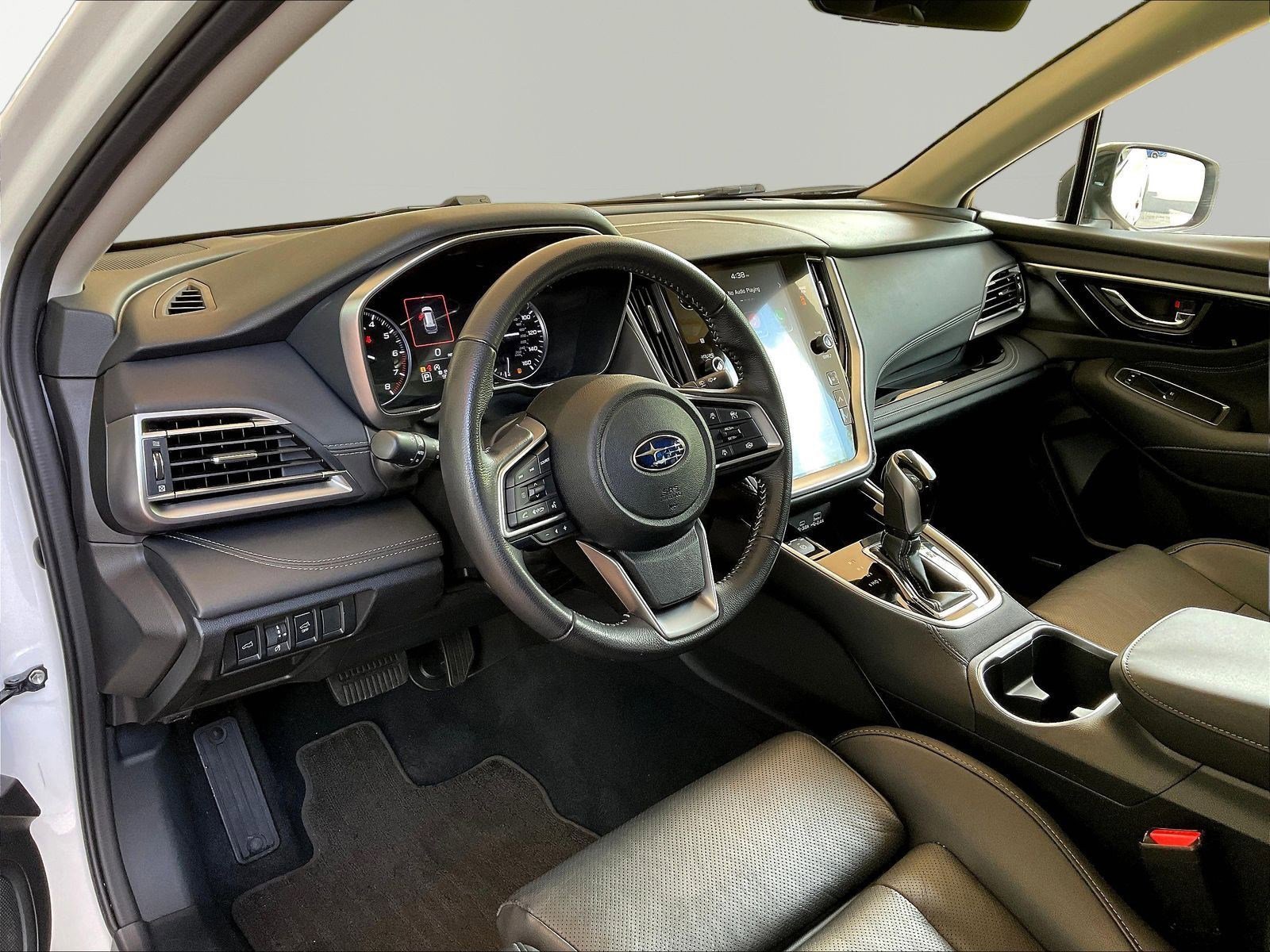 Used 2023 Subaru Outback Limited AWD/4WD image 17