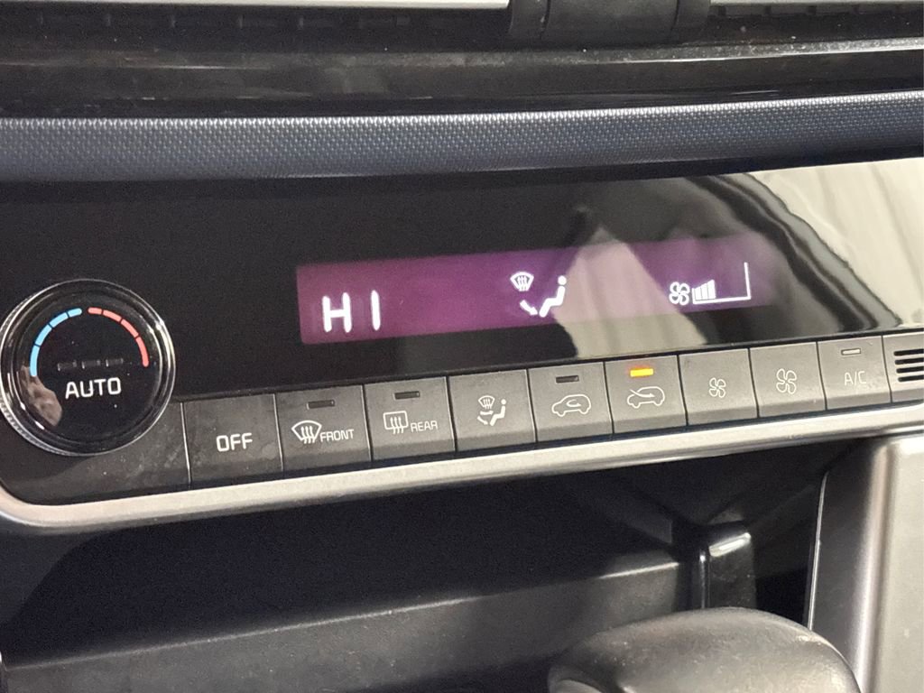 Certified 2023 Kia Seltos Nightfall Edition image 27