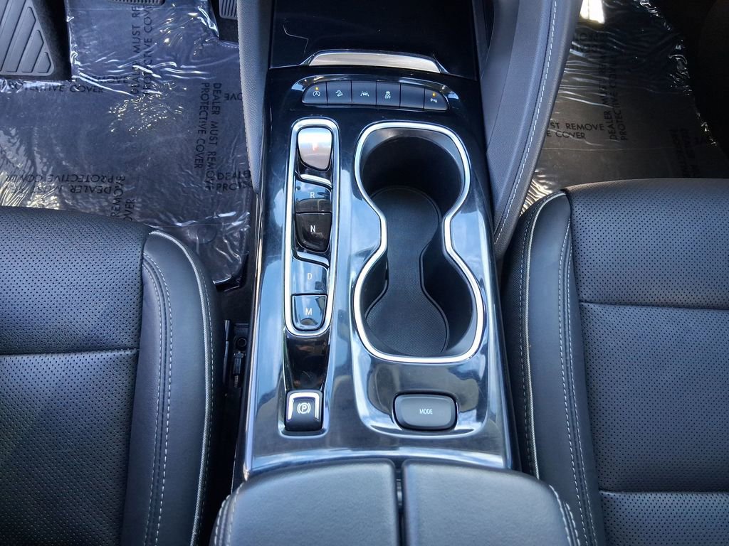 Used 2021 Buick Envision Essence w/ Sport Touring Package image 14