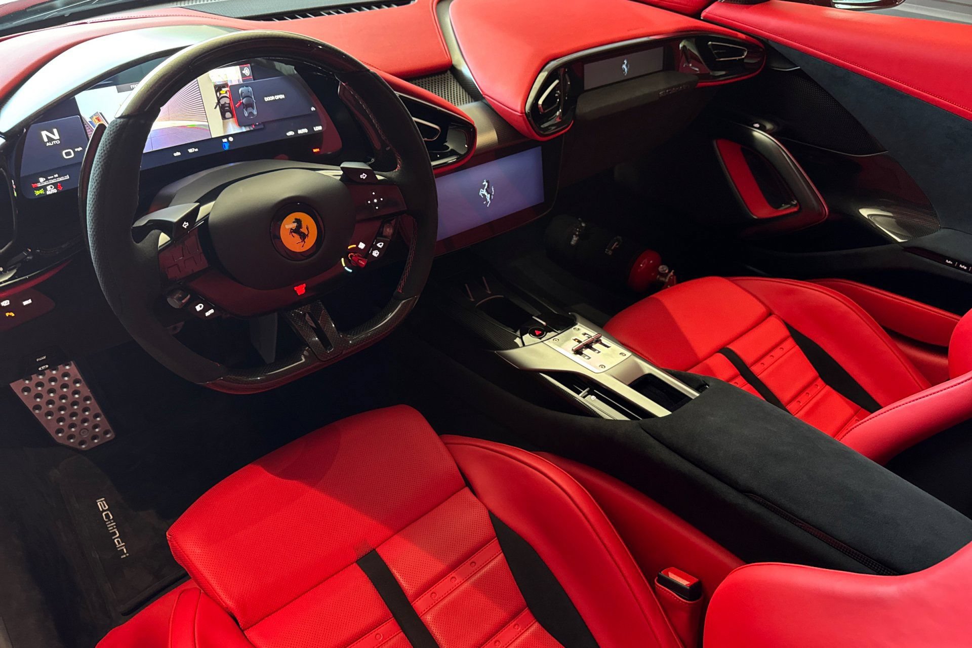 Used 2025 Ferrari 12Cilindri RWD image 6
