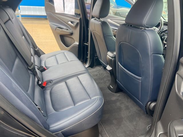 Used 2022 Chevrolet Bolt EUV LT w/ Convenience Package image 16