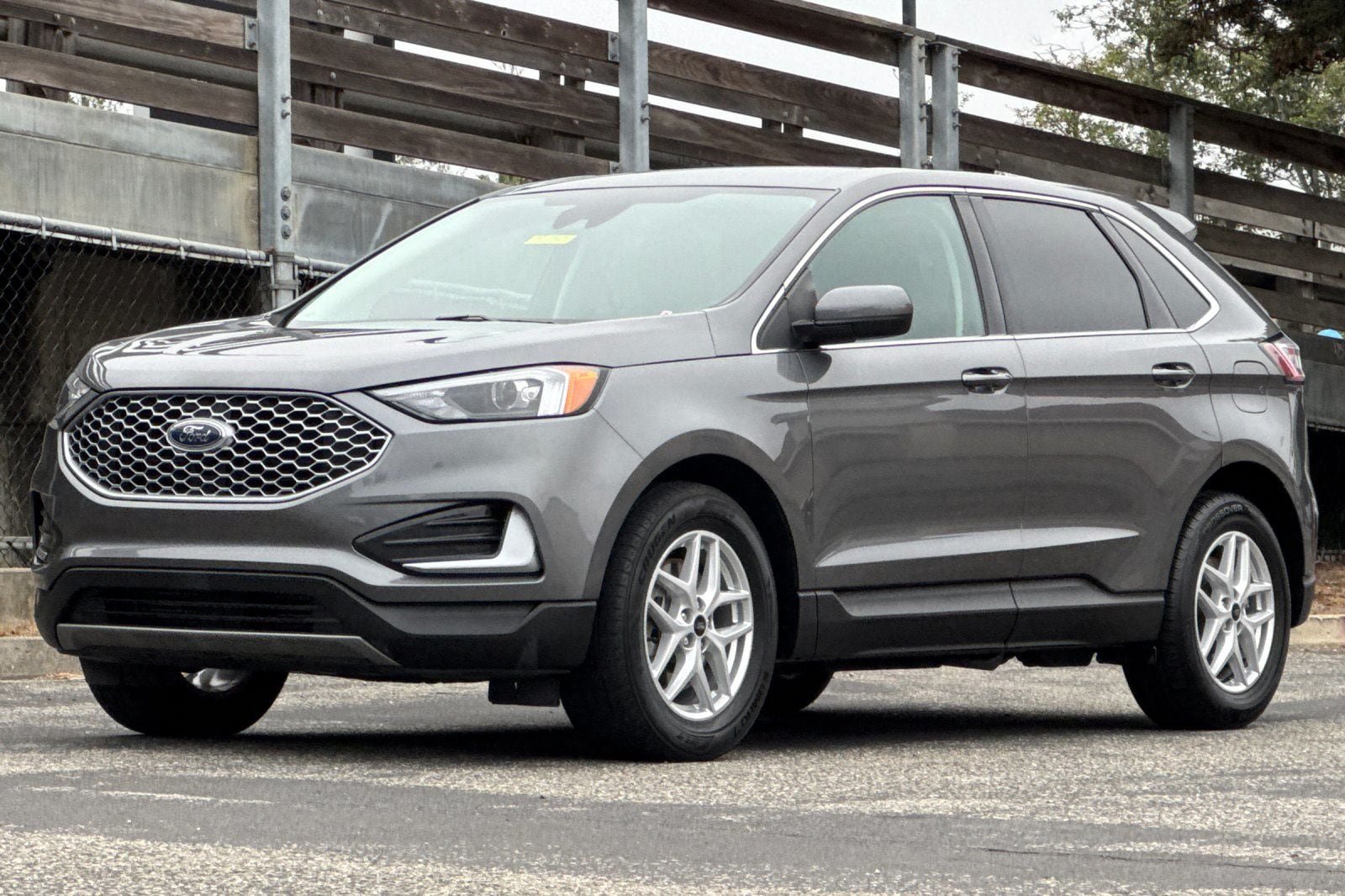 Certified 2024 Ford Edge SEL AWD/4WD image 11