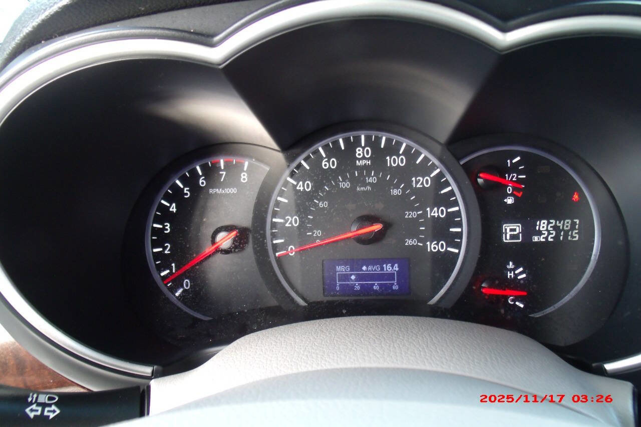 Used 2016 Nissan Quest SV image 35